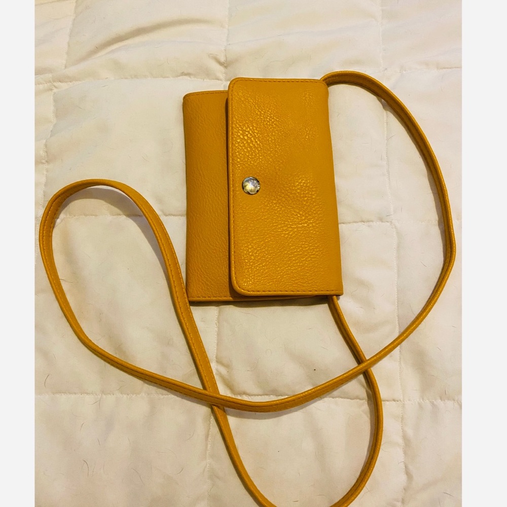 WILD FABLE Mustard Yellow Bifold Wallet Purse